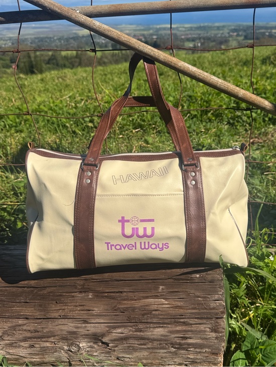 Handbags - Vintage Hawaii TW Travel Ways Duffle Bag